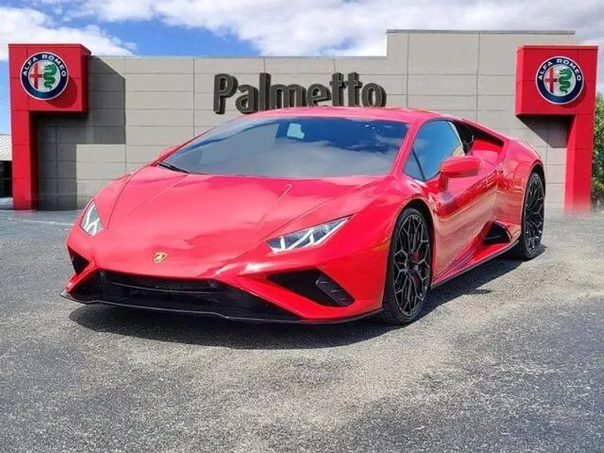 2023 Lamborghini Huracan Evo Coupe RWD photo 1