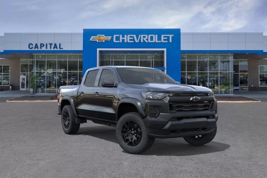 2026 Chevrolet Colorado Trail Boss photo 1