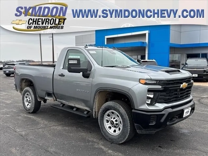 2025 Chevrolet Silverado 3500HD photo 1