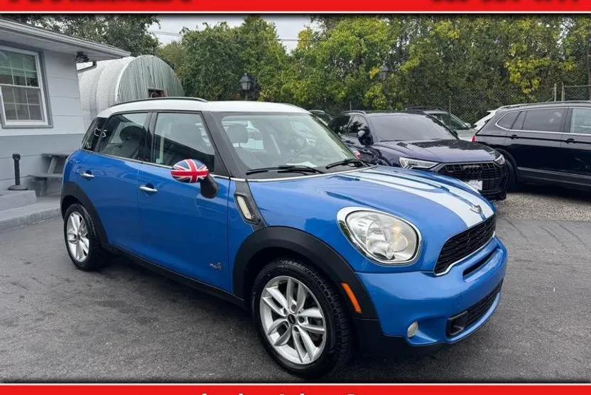 2012 Mini Countryman S ALL4 photo 1
