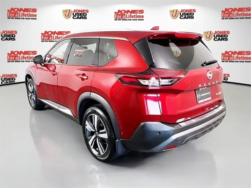 2022 Nissan Rogue SL photo 1