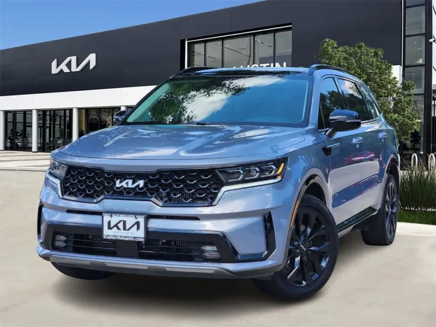 2022 Kia Sorento SX photo 1