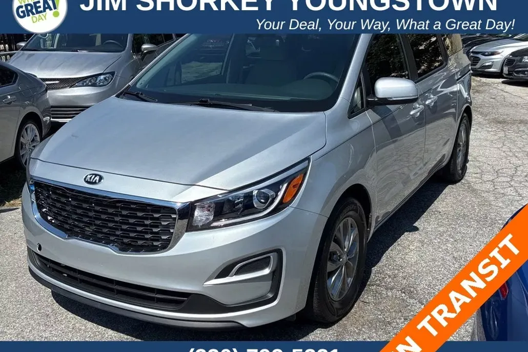 2021 Kia Sedona LX photo 1