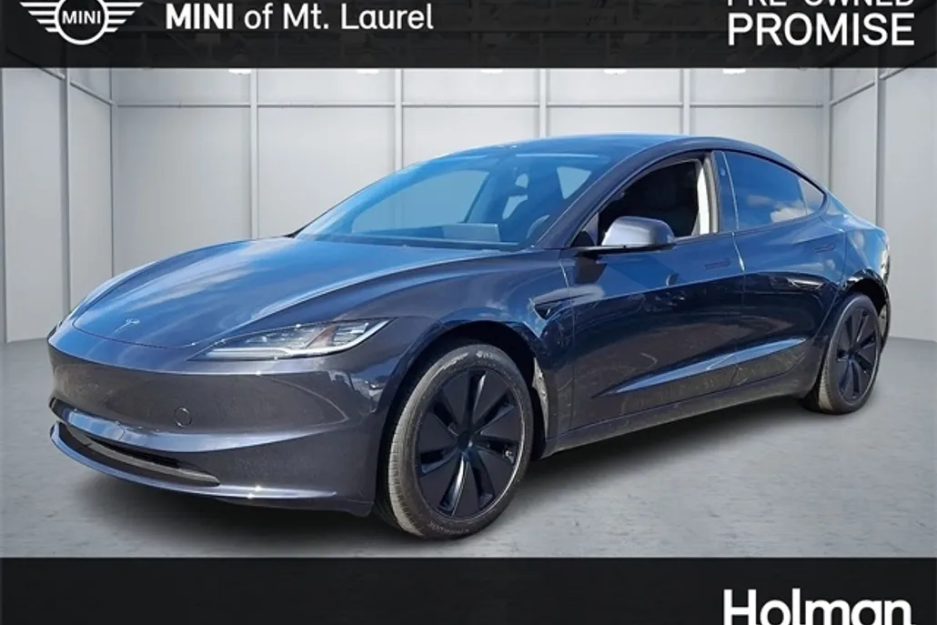 2024 Tesla Model 3 photo 1