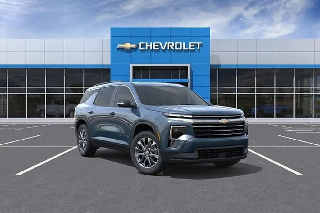2026 Chevrolet Traverse photo 1