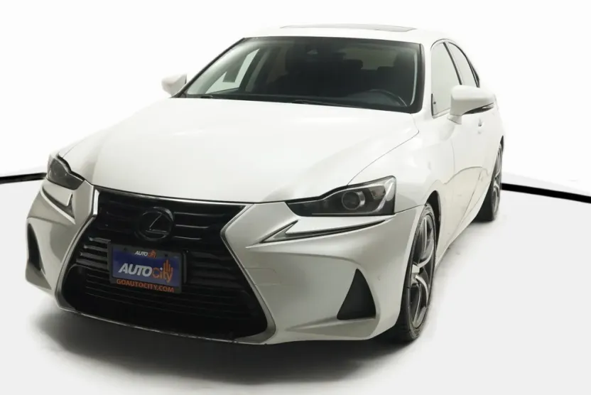 2017 Lexus IS 200t photo 1
