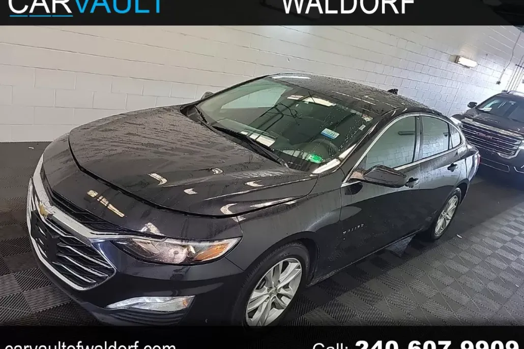 2023 Chevrolet Malibu 1LT photo 1