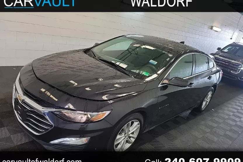 2023 Chevrolet Malibu 1LT photo 1