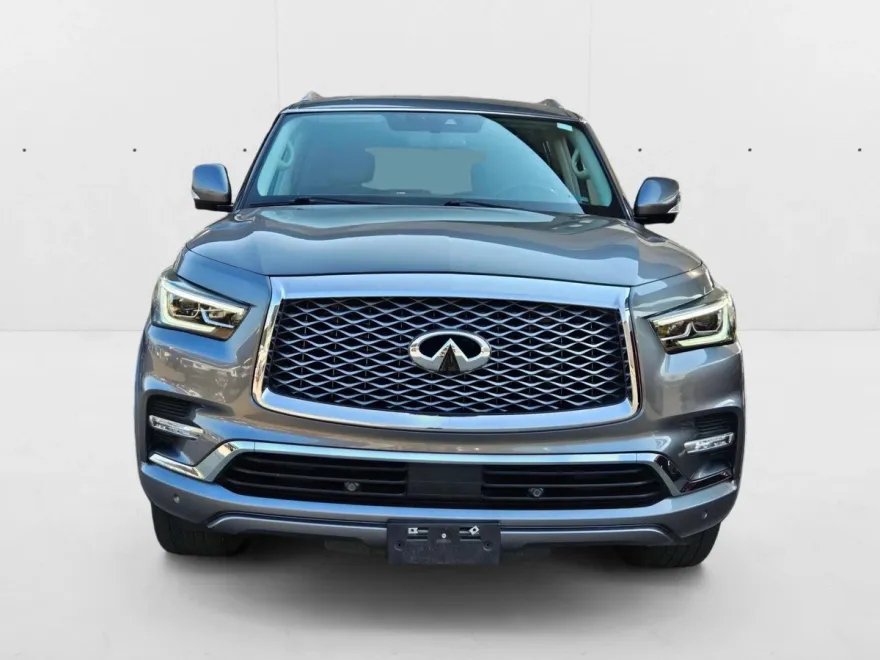 2019 Infiniti QX80 Luxe photo 1