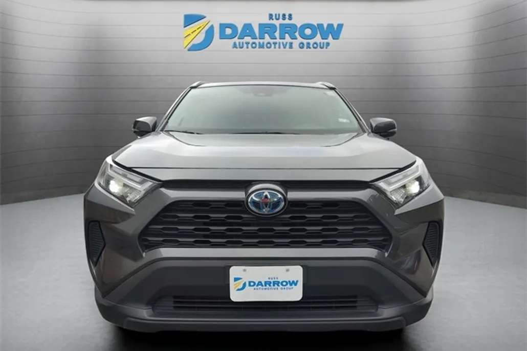 2024 Toyota RAV4 Hybrid XLE photo 1