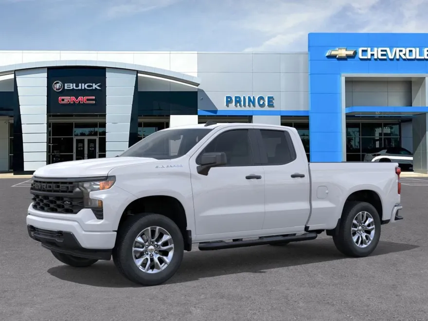 2026 Chevrolet Silverado Custom photo 1