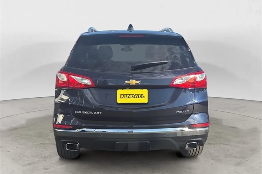 2020 Chevrolet Equinox LT photo 1