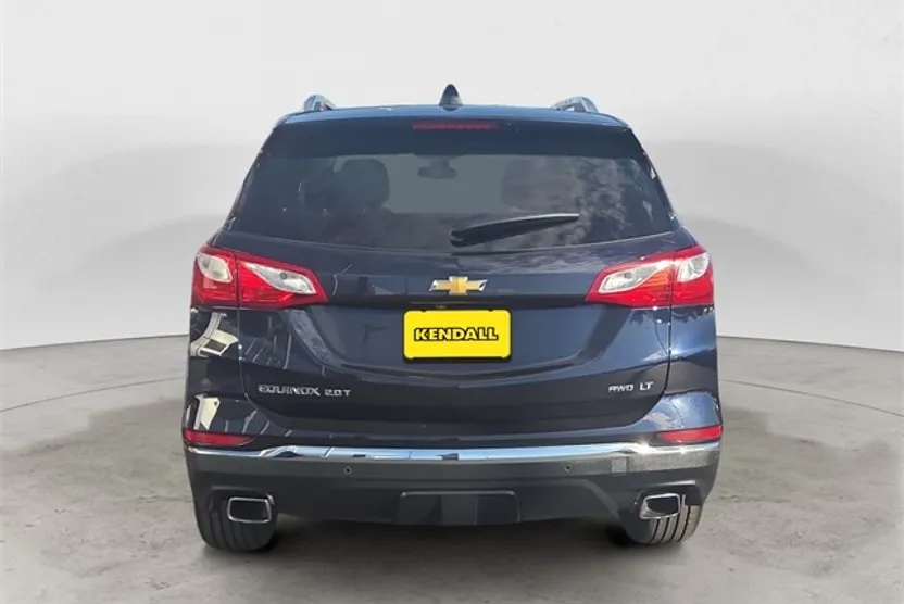 2020 Chevrolet Equinox LT photo 1