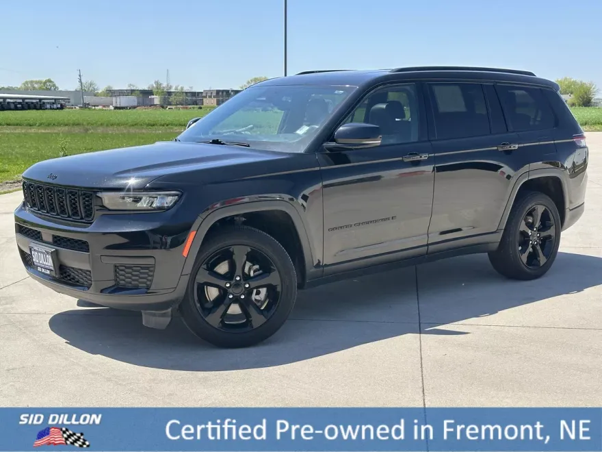 2022 Jeep Grand Cherokee Altitude photo 1