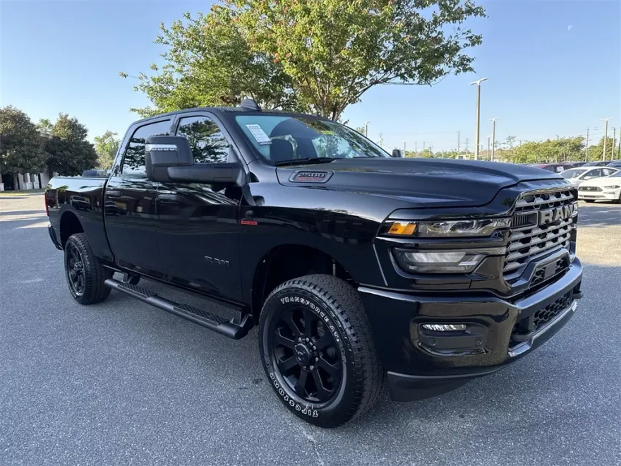 2025 Ram 2500 Big Horn photo 1
