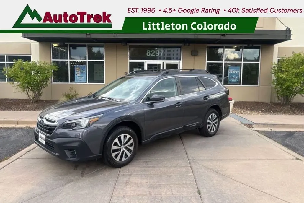 2022 Subaru Outback Premium photo 1