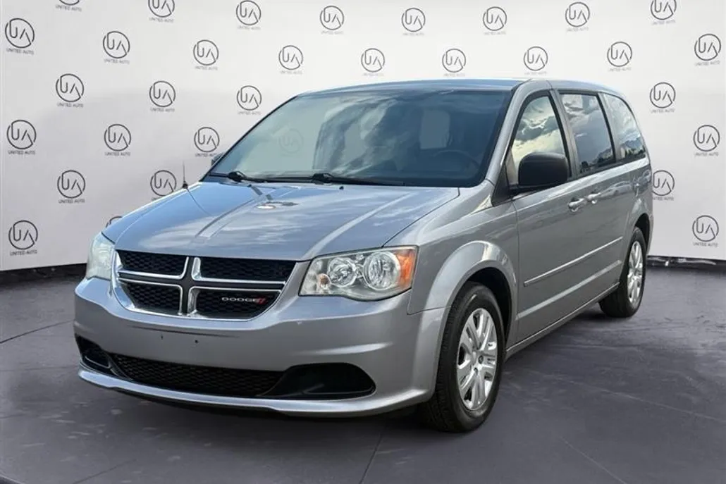 2014 Dodge Grand Caravan SE photo 1