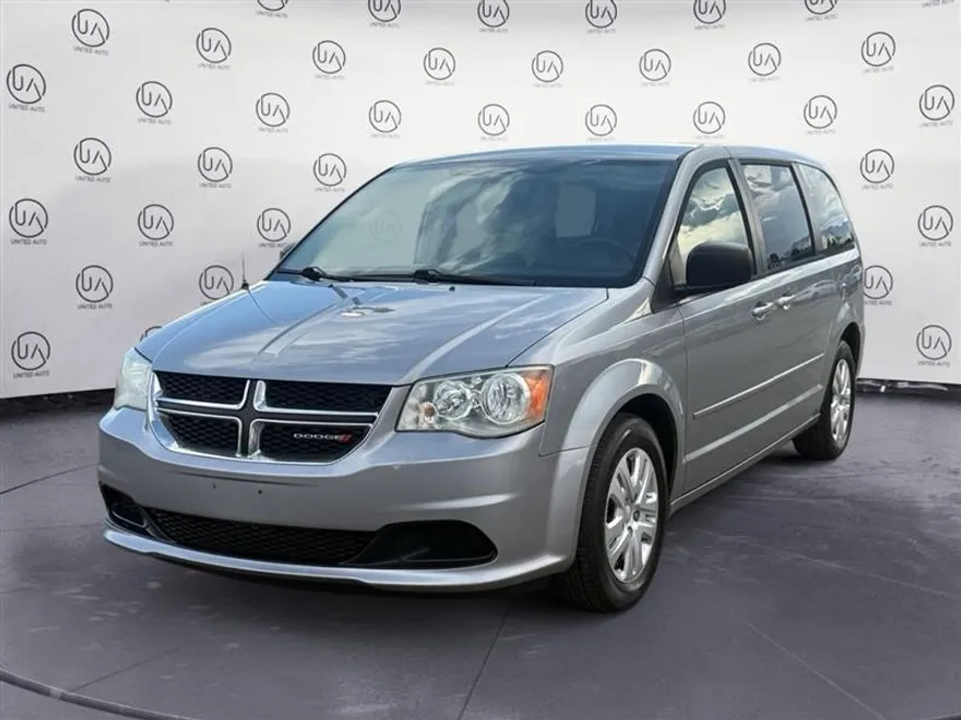 2014 Dodge Grand Caravan SE photo 1
