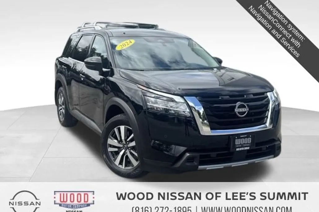 2024 Nissan Pathfinder SL photo 1