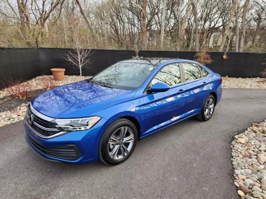 2024 Volkswagen Jetta 1.5T SE photo 1