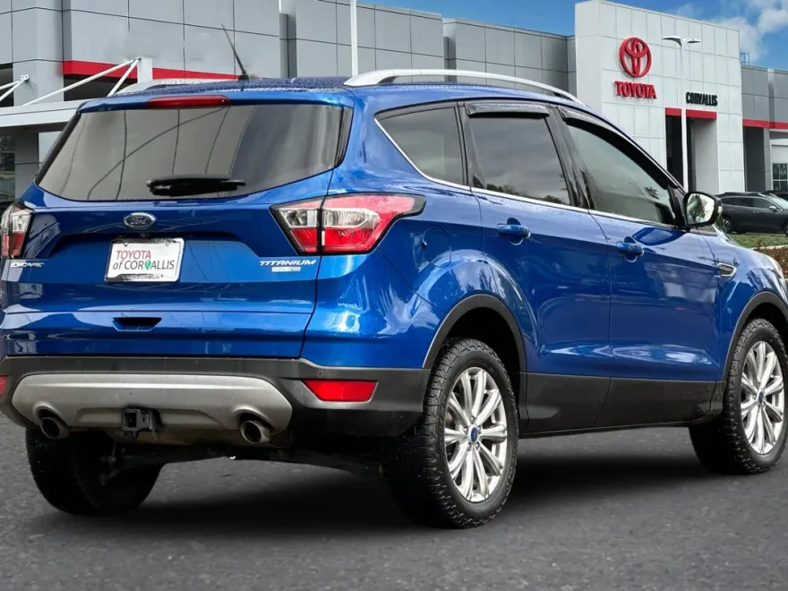 2017 Ford Escape Titanium photo 1