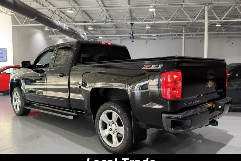 2016 Chevrolet Silverado 1500 photo 1