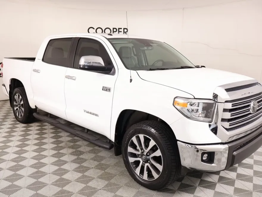 2018 Toyota Tundra Limited photo 1