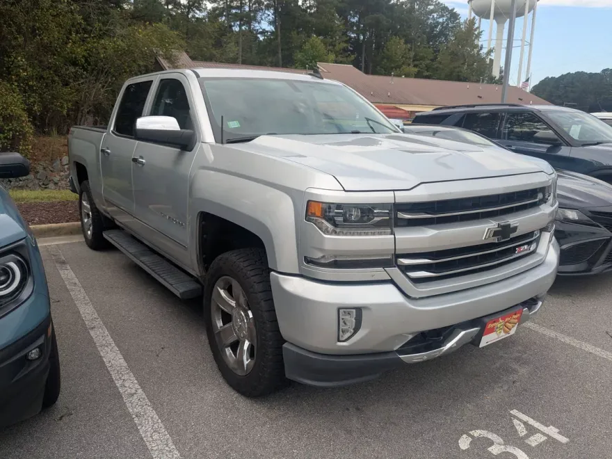 2018 Chevrolet Silverado 1500 LTZ photo 1