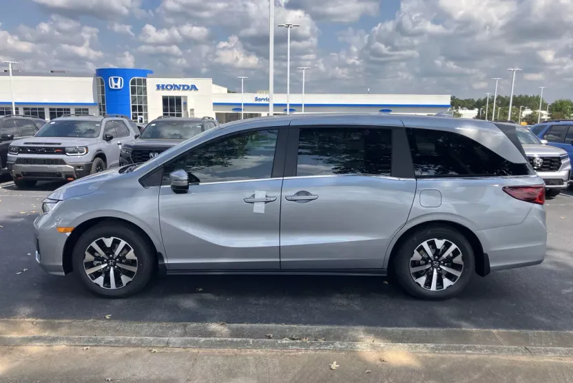 2026 Honda Odyssey EX-L photo 1