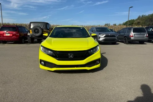 2019 Honda Civic Sport photo 2