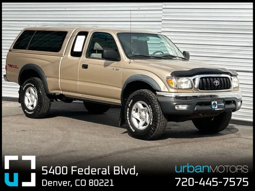 2002 Toyota Tacoma XtraCab TRD Off-Road photo 1