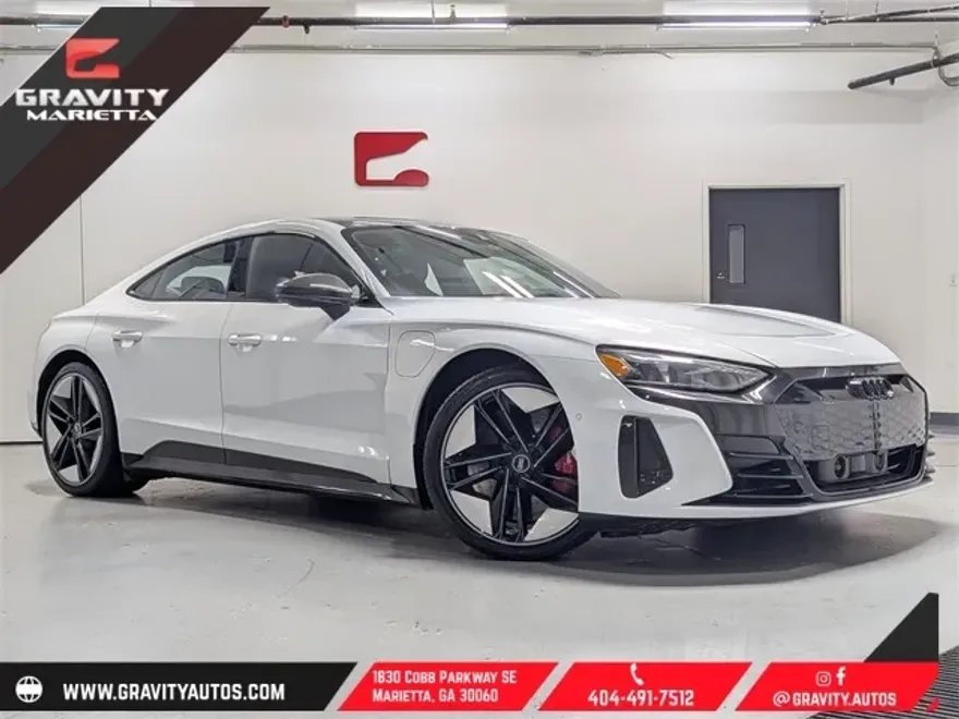 2022 Audi RS e-tron GT Base photo 1