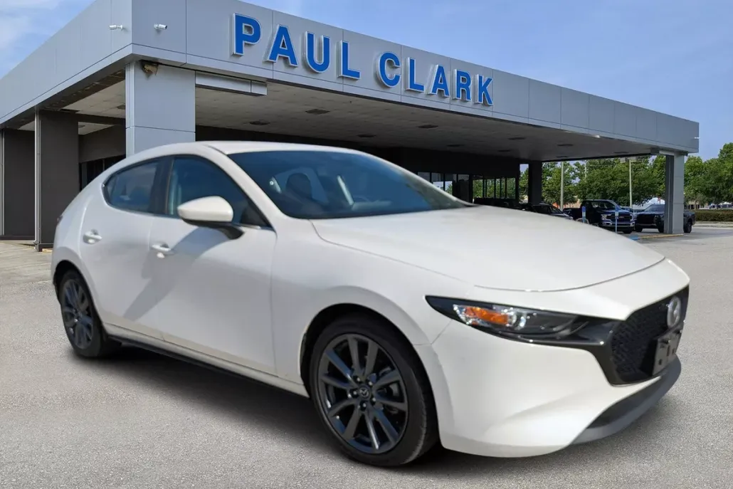 2023 Mazda Mazda3 Hatchback 2.5 s Preferred photo 1