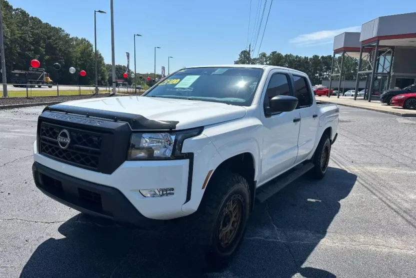 2022 Nissan Frontier S photo 1