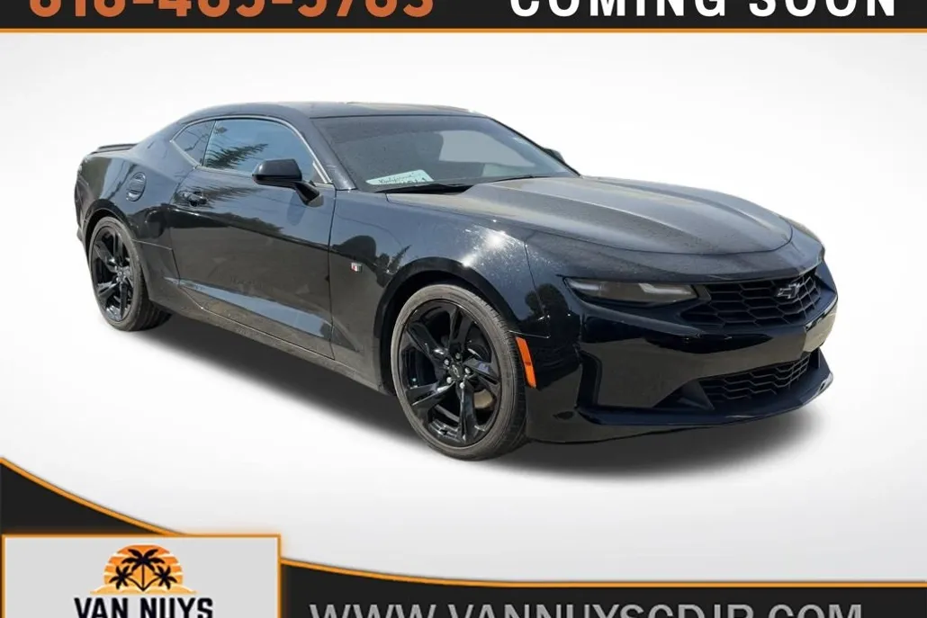 2021 Chevrolet Camaro 1LT photo 1