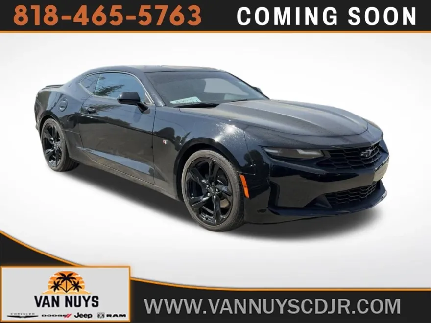 2021 Chevrolet Camaro 1LT photo 1