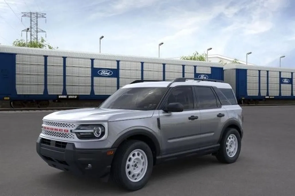 2025 Ford Bronco Sport Heritage photo 1