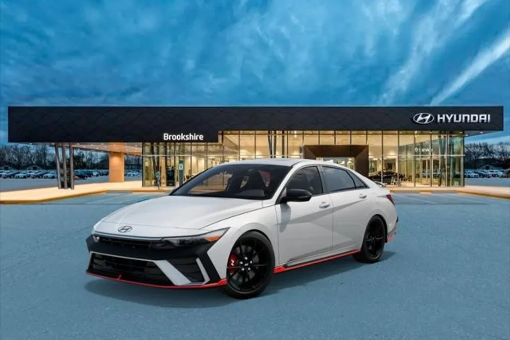 2025 Hyundai Elantra N photo 1