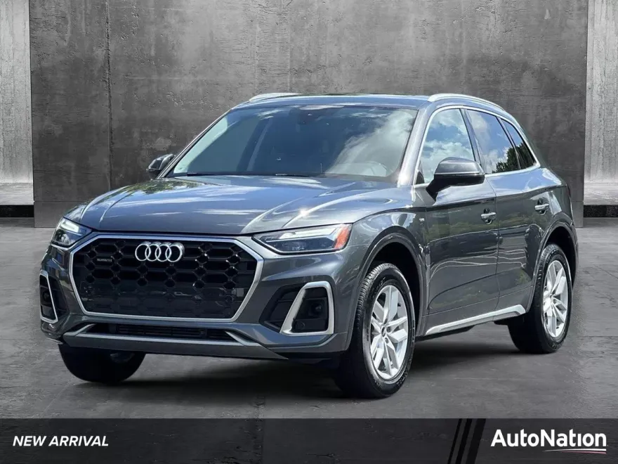 2022 Audi Q5 S line Premium photo 1