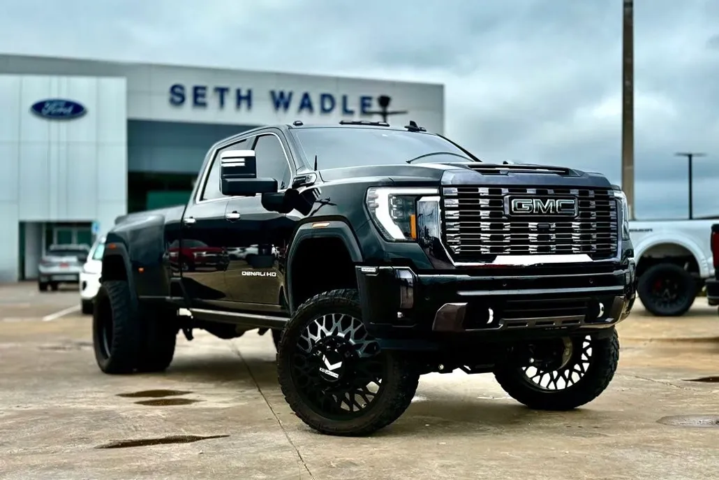 2024 Gmc Sierra HD Denali Ultimate photo 1