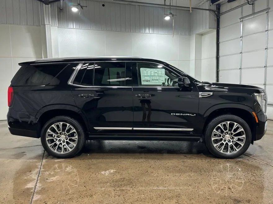 2025 Gmc Yukon Denali photo 1