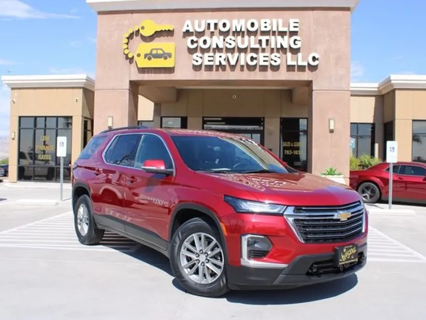 2023 Chevrolet Traverse Cloth photo 1