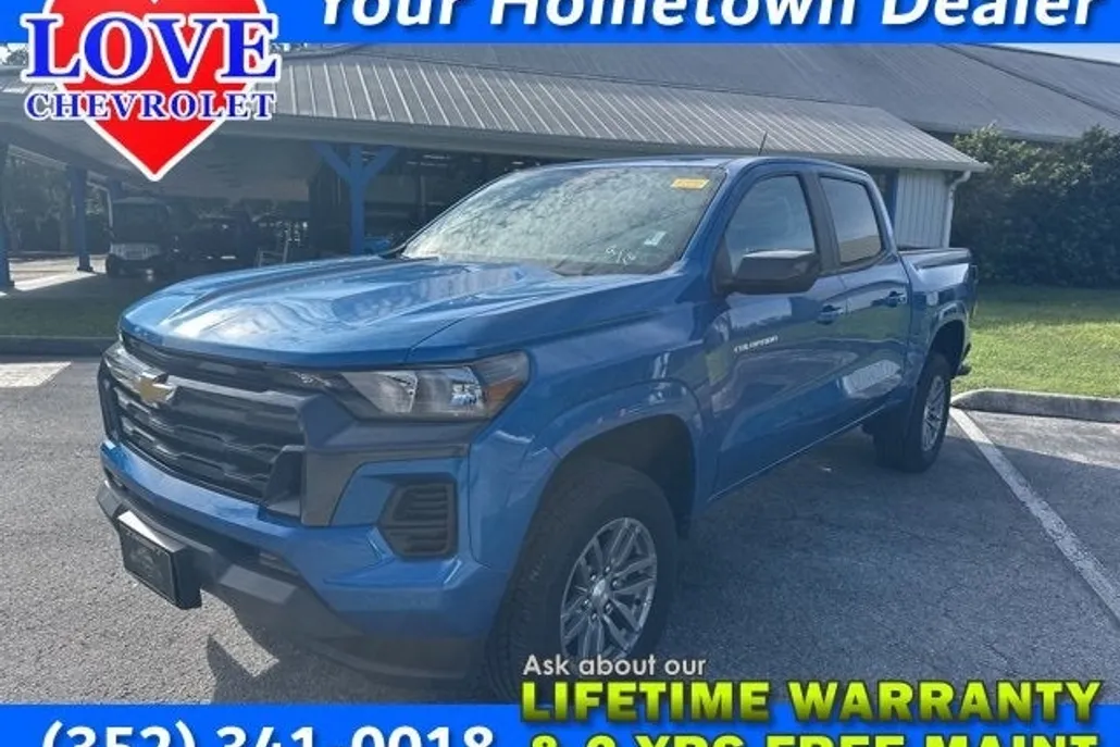 2023 Chevrolet Colorado LT photo 1