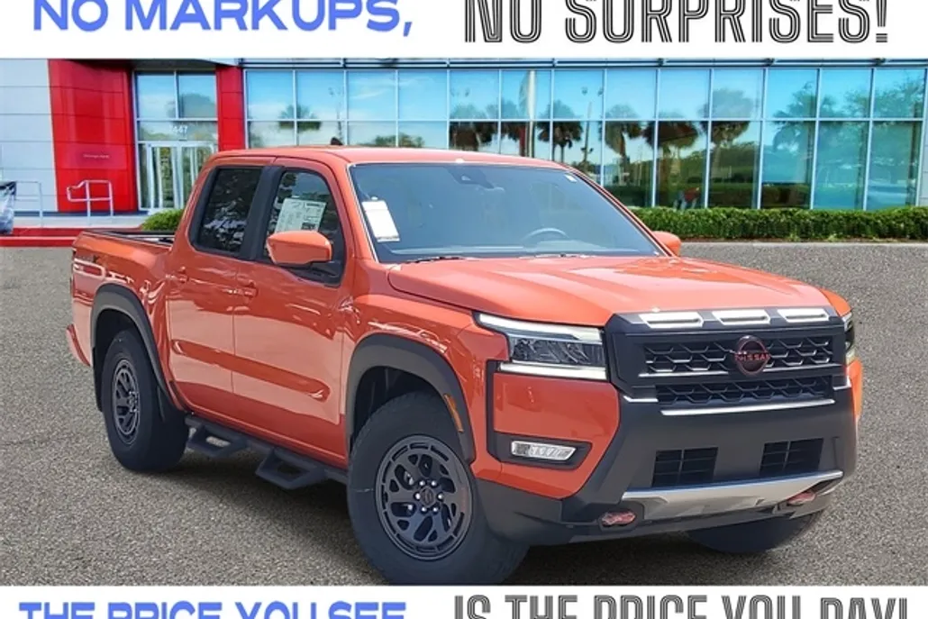 2025 Nissan Frontier Crew Cab PRO-X photo 1