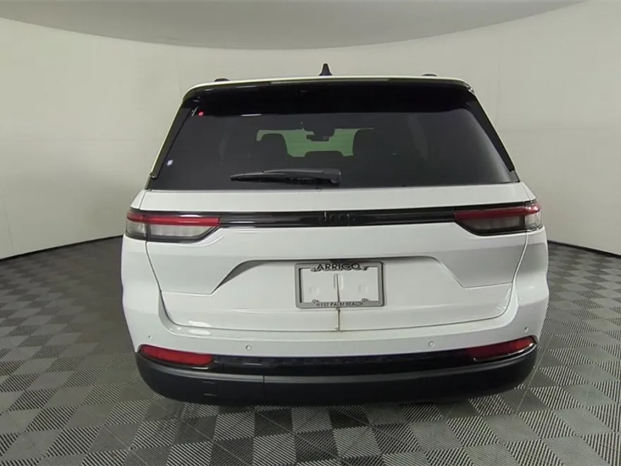 2025 Jeep Grand Cherokee Altitude X photo 1