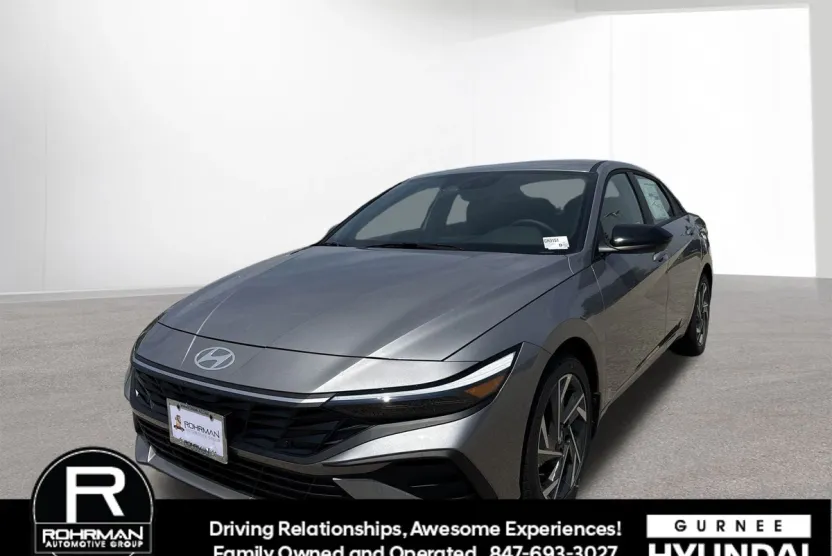 2025 Hyundai Elantra SEL Sport photo 1