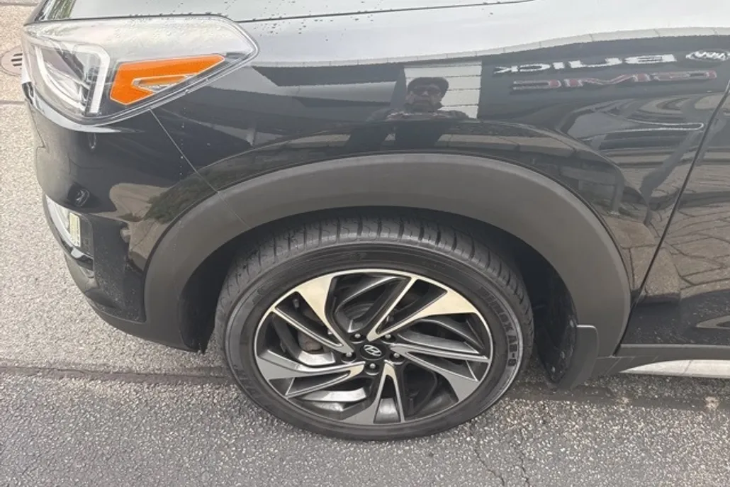 2020 Hyundai Tucson Sport photo 1