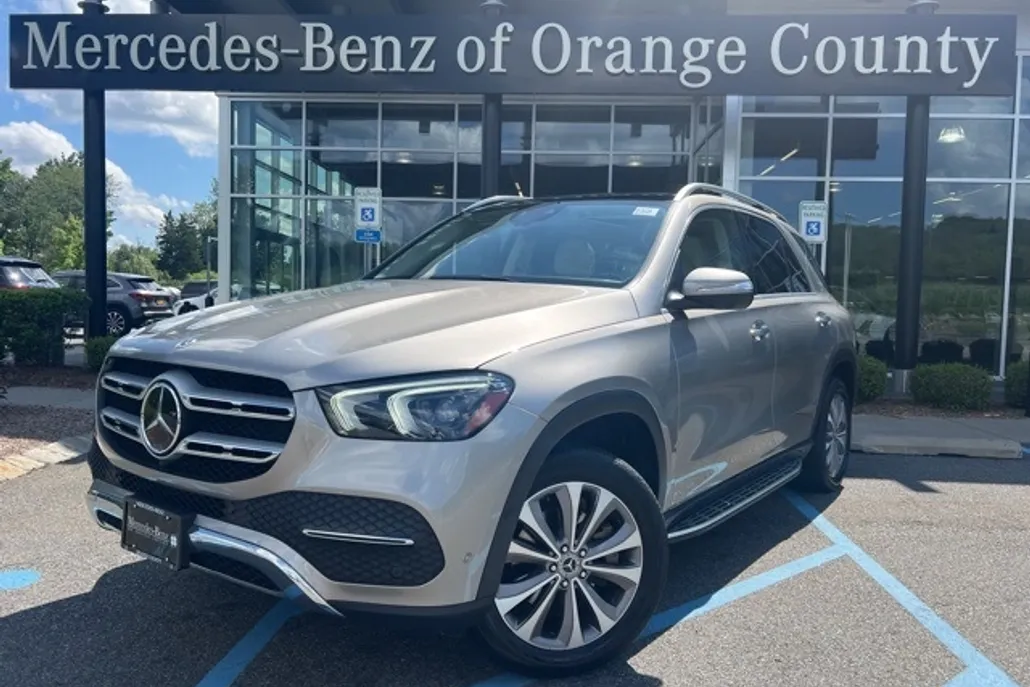 2022 Mercedes Benz GLE 350 4MATIC photo 1