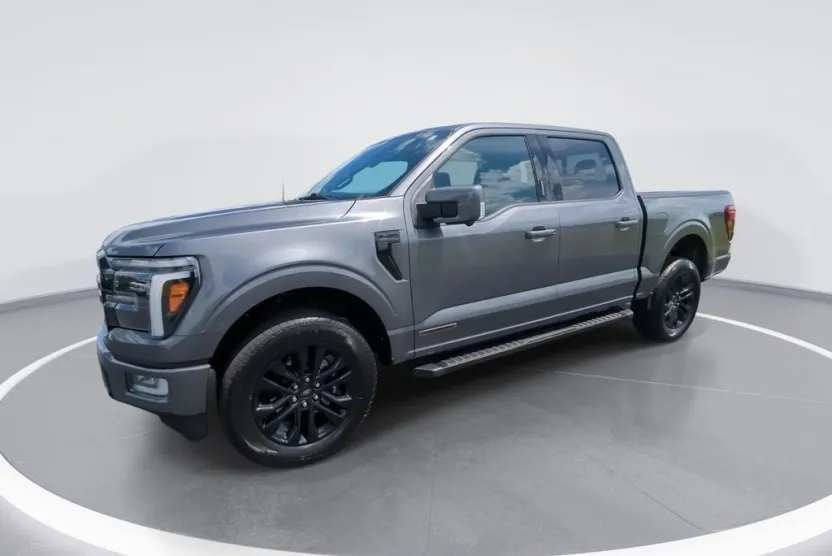 2024 Ford F-150 Lariat photo 1