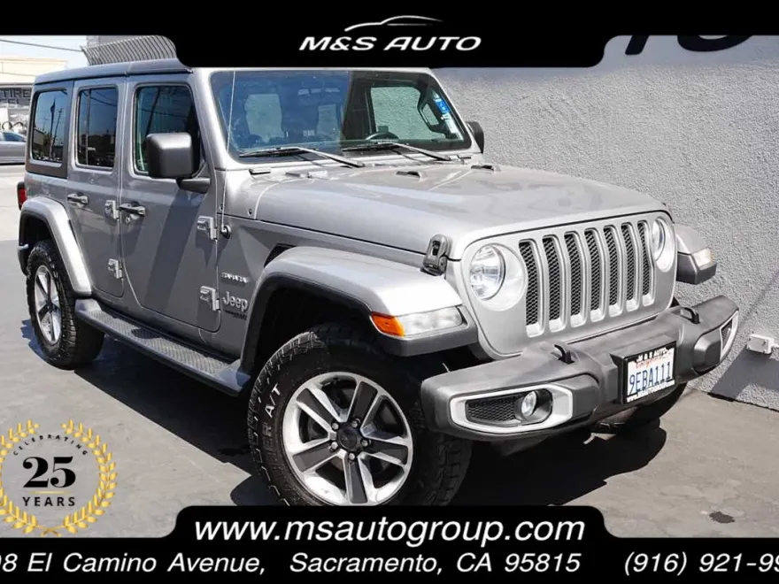 2020 Jeep Wrangler Unlimited Sahara photo 1